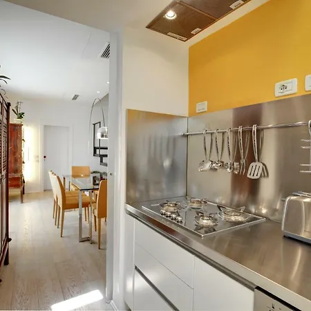 Rialto Penthouse With Terraces Appartamento